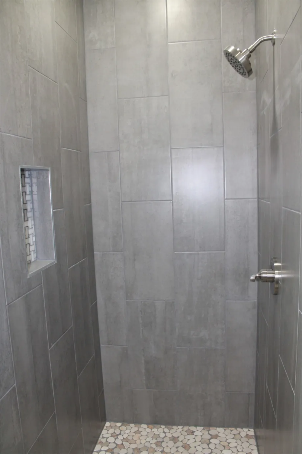 104 S Hubbard Street Alvord, TX 76225