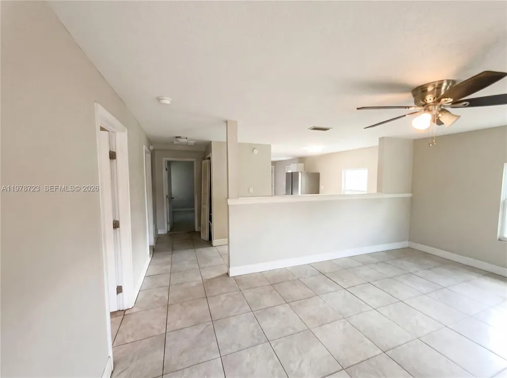 244 S Rhodes Mount Dora, FL 32757