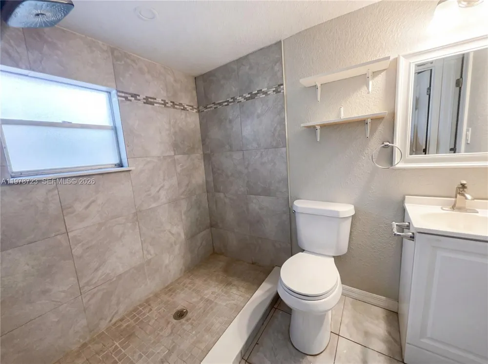 244 S Rhodes Mount Dora, FL 32757