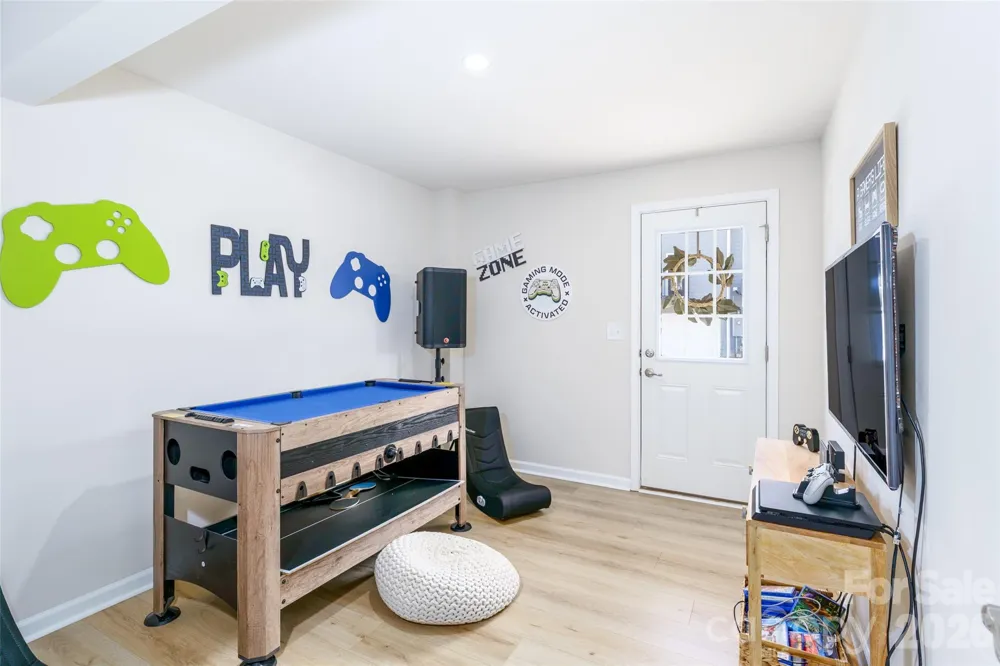 2102 Trout Lily Lane Matthews, NC 28104