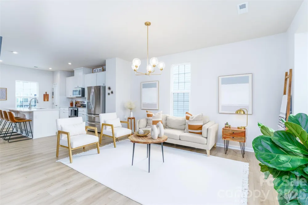 2102 Trout Lily Lane Matthews, NC 28104