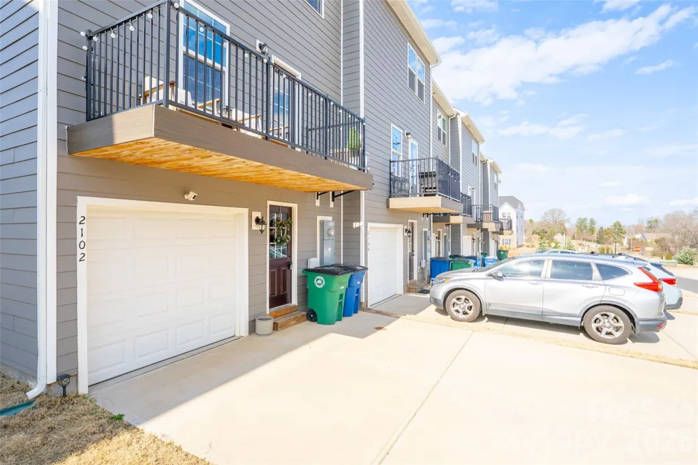 2102 Trout Lily Lane Matthews, NC 28104