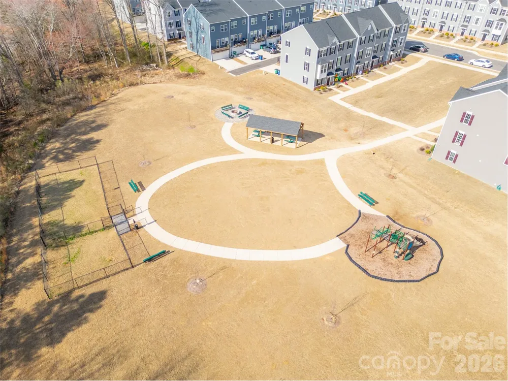 2102 Trout Lily Lane Matthews, NC 28104