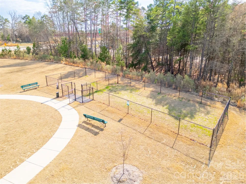2102 Trout Lily Lane Matthews, NC 28104
