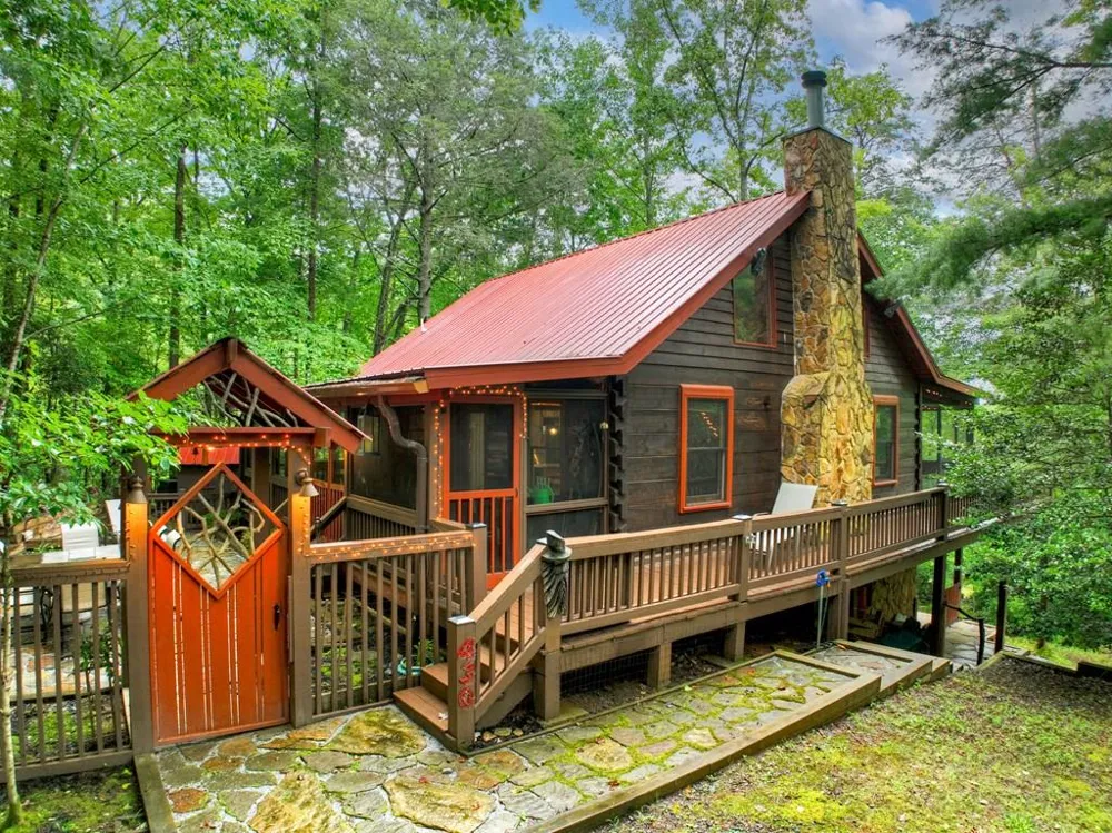 430 Chestnut Ridge Blue Ridge, GA 30513
