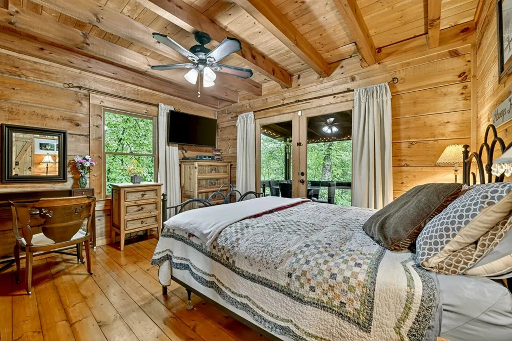 430 Chestnut Ridge Blue Ridge, GA 30513