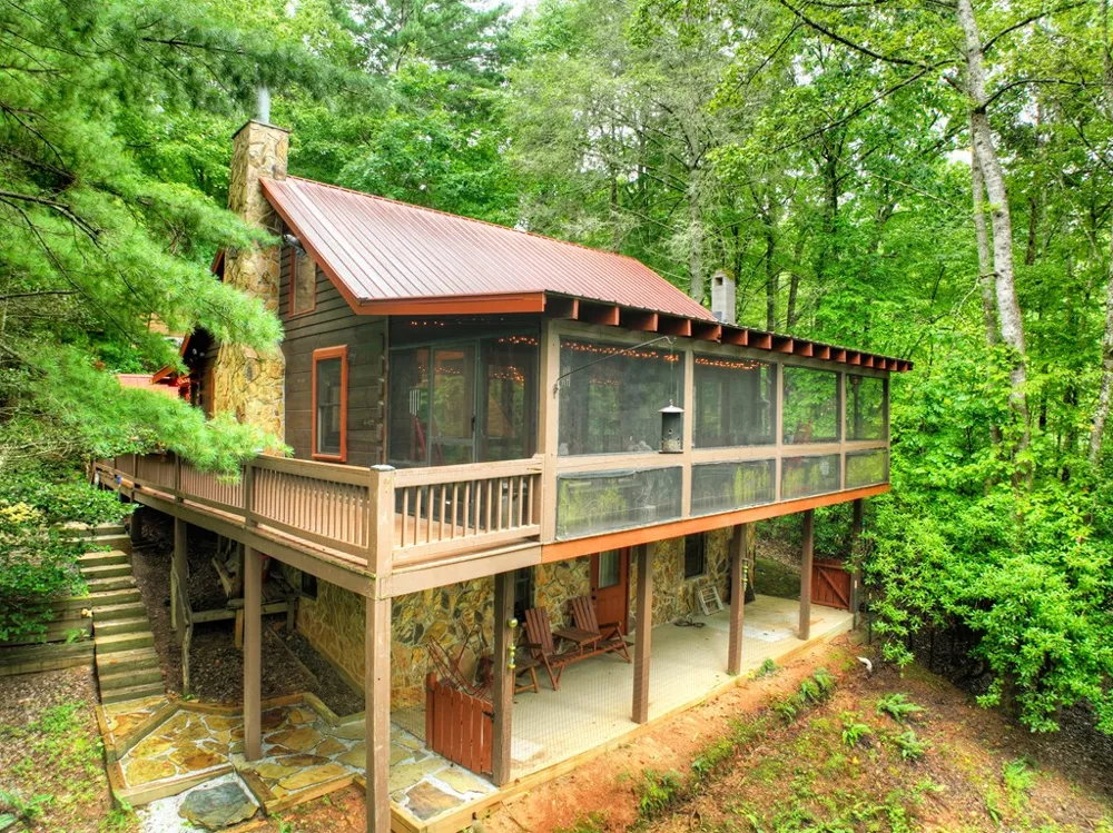430 Chestnut Ridge Blue Ridge, GA 30513