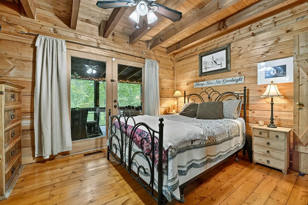 430 Chestnut Ridge Blue Ridge, GA 30513