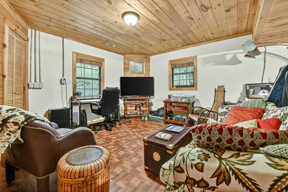 430 Chestnut Ridge Blue Ridge, GA 30513