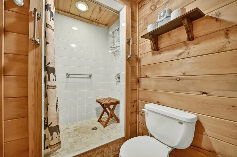 430 Chestnut Ridge Blue Ridge, GA 30513
