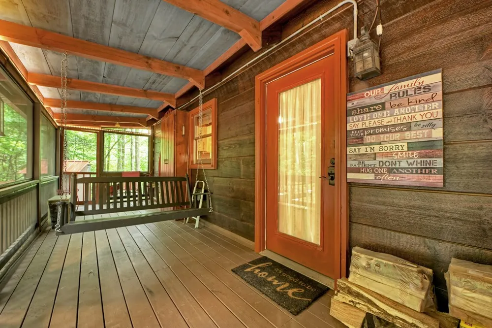 430 Chestnut Ridge Blue Ridge, GA 30513