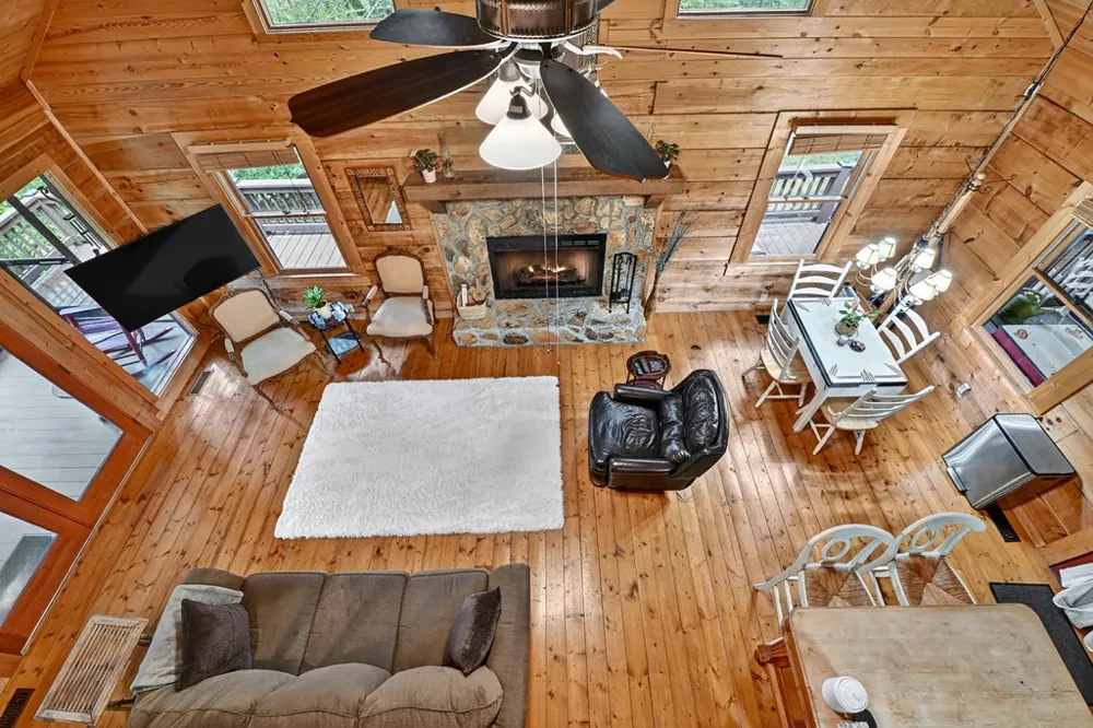 430 Chestnut Ridge Blue Ridge, GA 30513