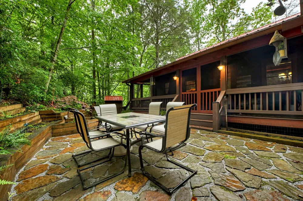 430 Chestnut Ridge Blue Ridge, GA 30513