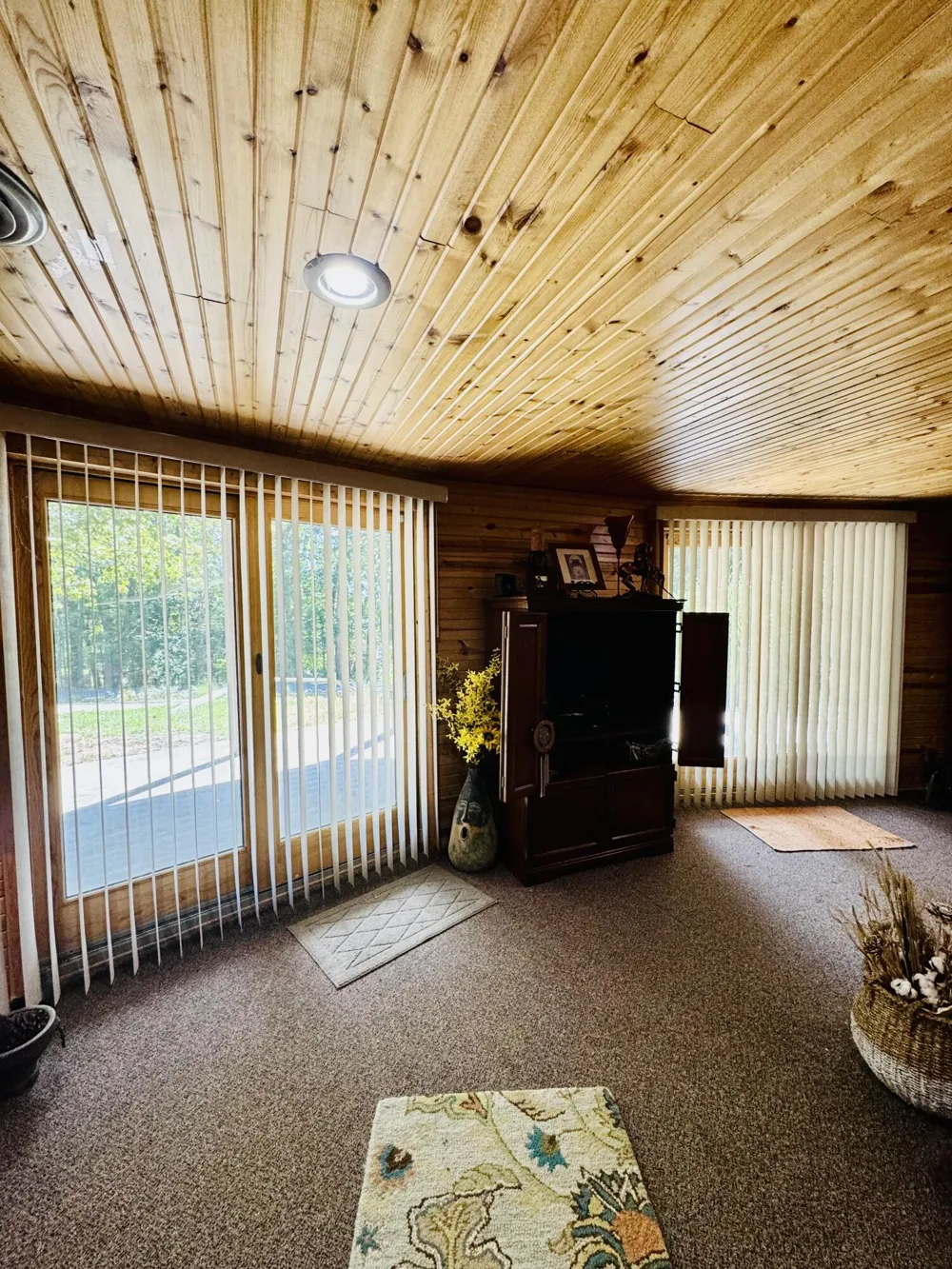 4050 E Ottawa Drive Free Soil, MI 49411