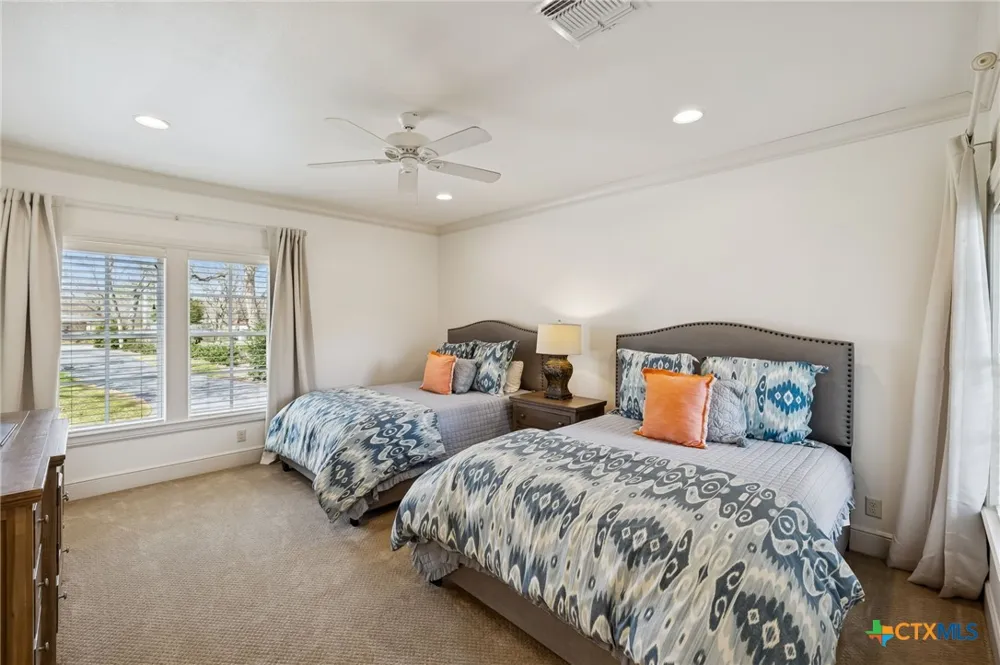 2319 Terminal Loop Road McQueeney, TX 78123