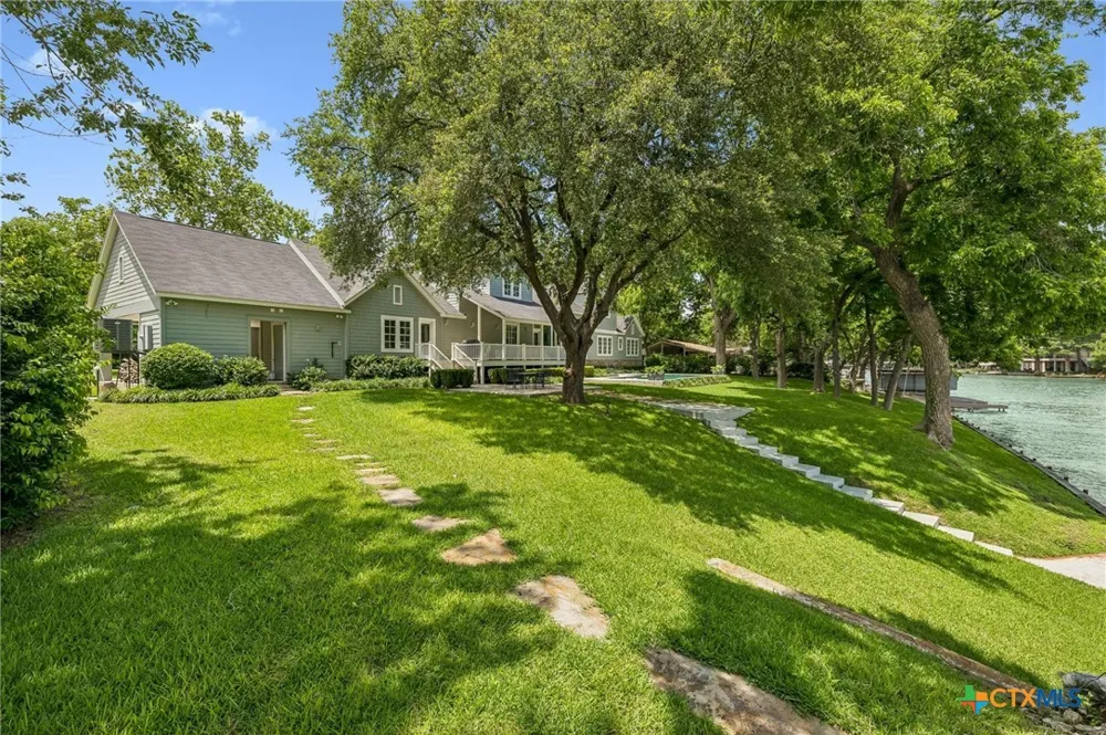 2319 Terminal Loop Road McQueeney, TX 78123