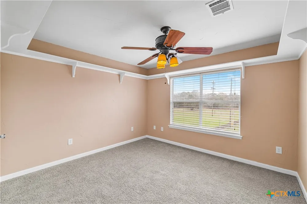233 Post Oak Bend Inez, TX 77968