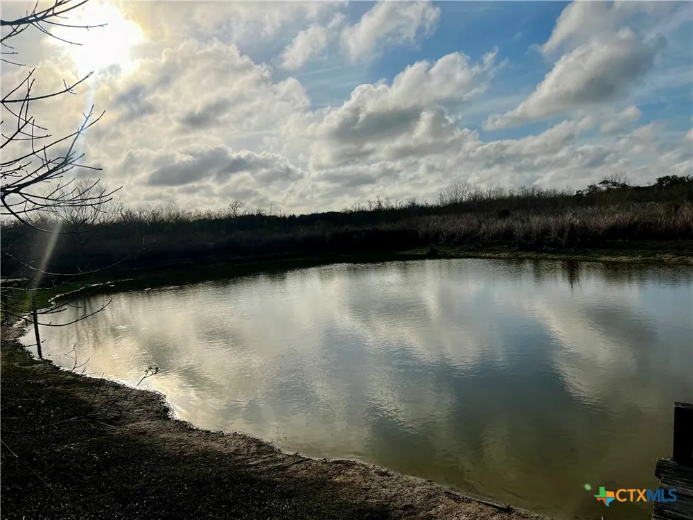 607 Quail Meadow Road Seadrift, TX 77983