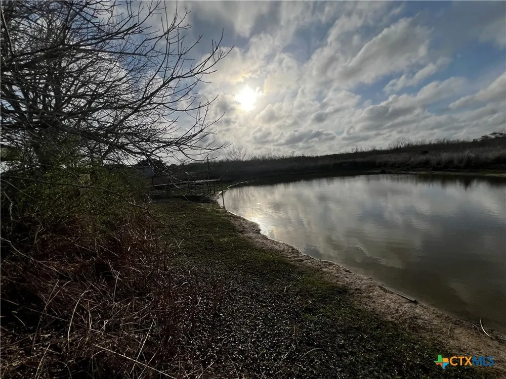 607 Quail Meadow Road Seadrift, TX 77983
