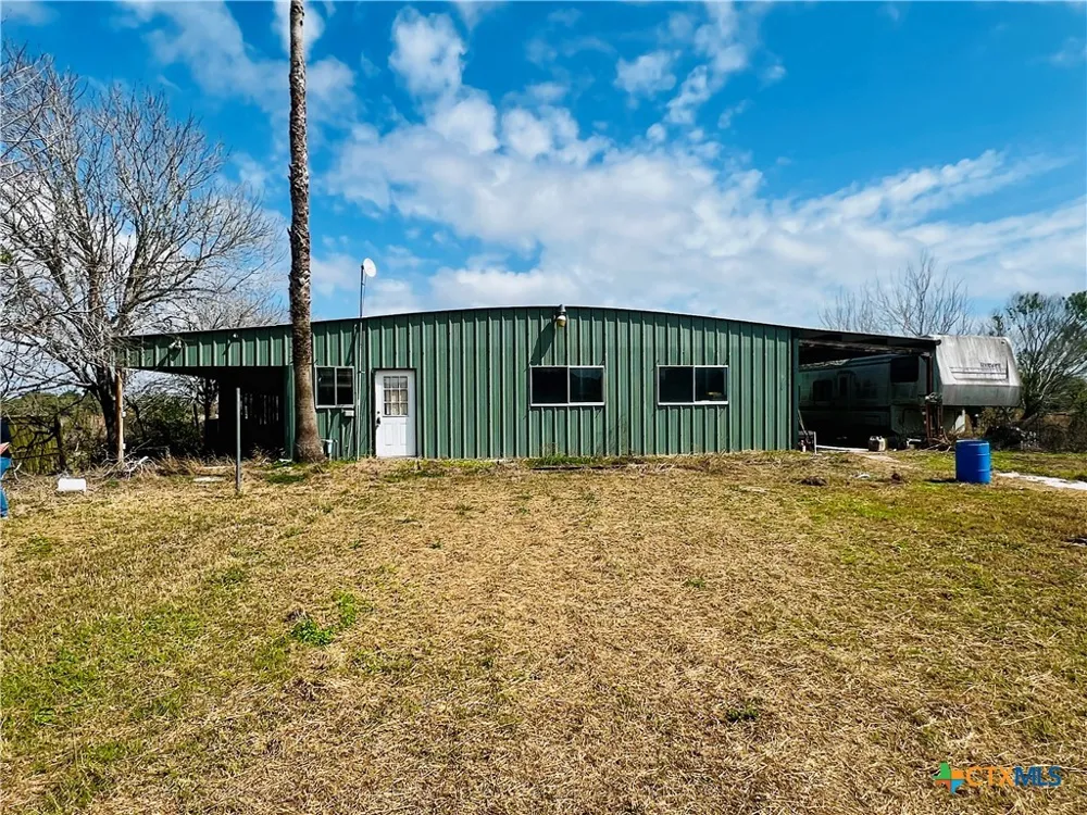 607 Quail Meadow Road Seadrift, TX 77983