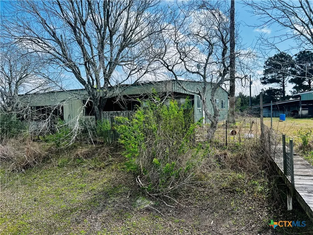 607 Quail Meadow Road Seadrift, TX 77983