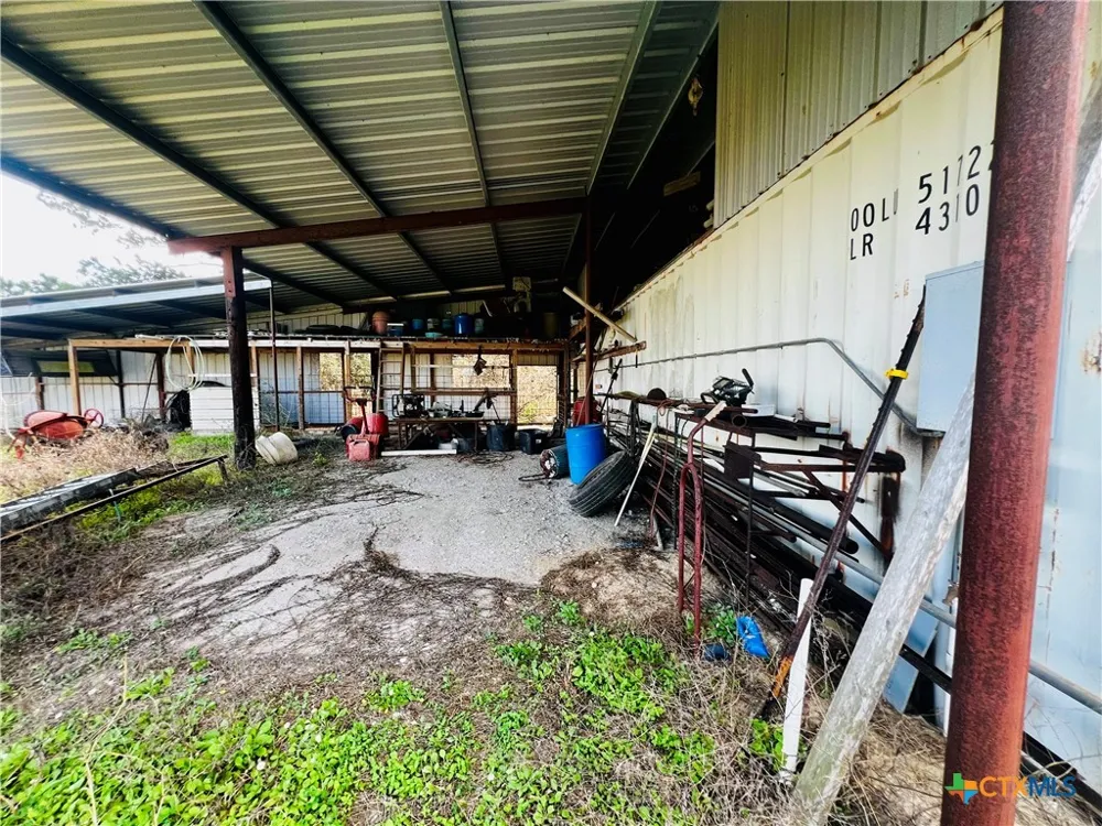 607 Quail Meadow Road Seadrift, TX 77983