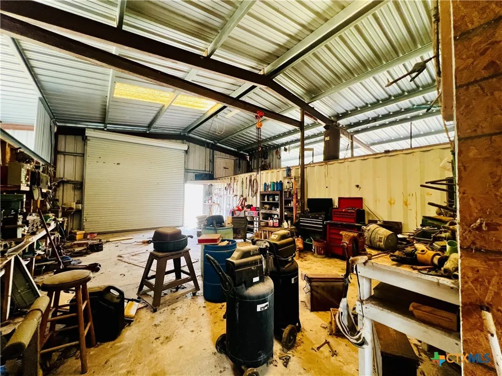 607 Quail Meadow Road Seadrift, TX 77983