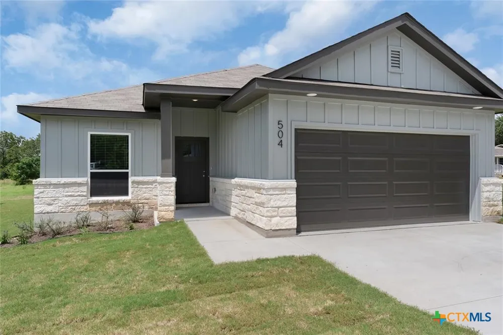504 Story Avenue Florence, TX 76527