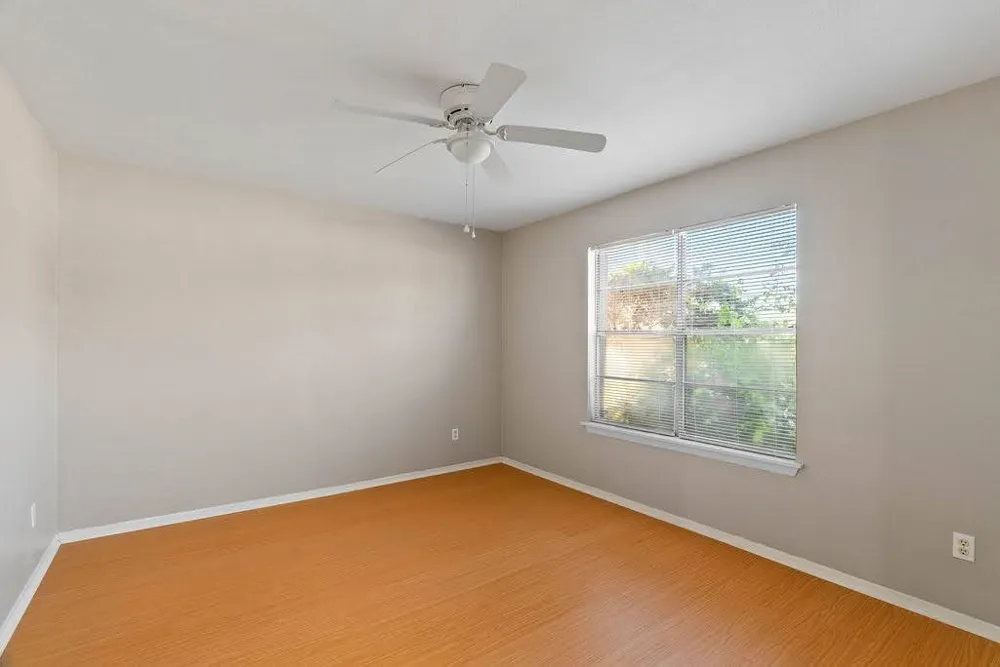 1410 Moore Avenue Portland, TX 78374