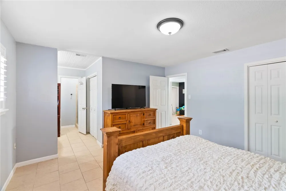 2130 Eastwind Street Ingleside, TX 78362