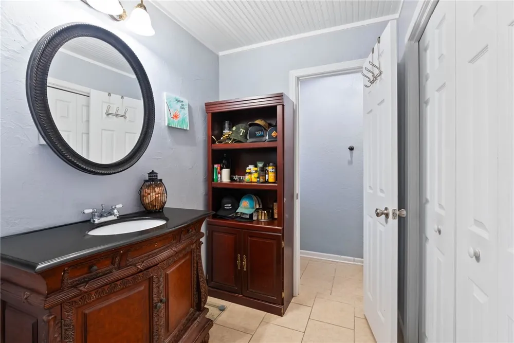 2130 Eastwind Street Ingleside, TX 78362