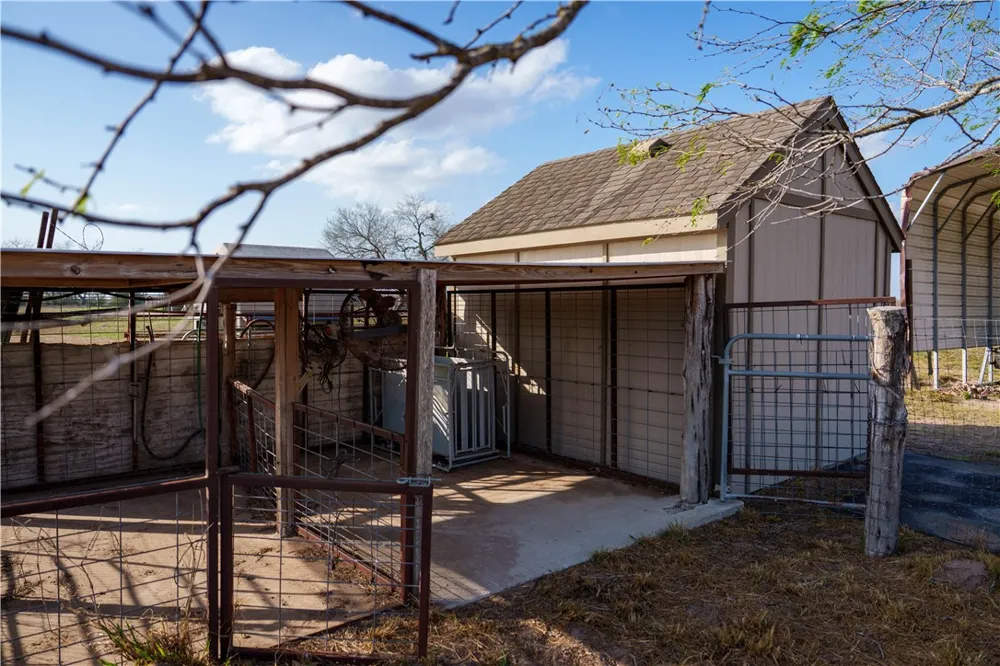 790 Fm 70 Sandia, TX 78383
