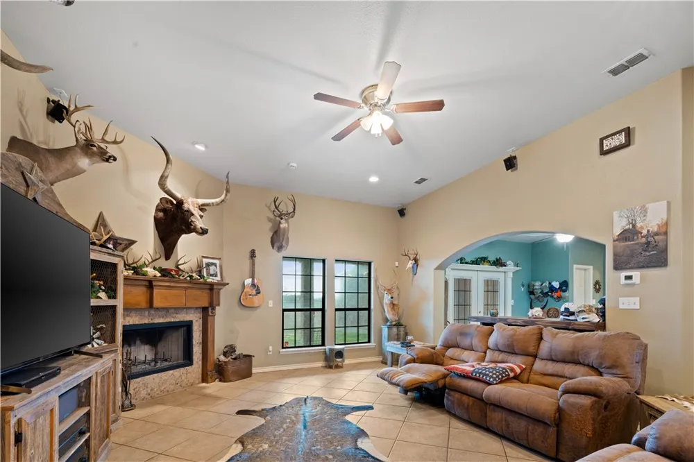 790 Fm 70 Sandia, TX 78383