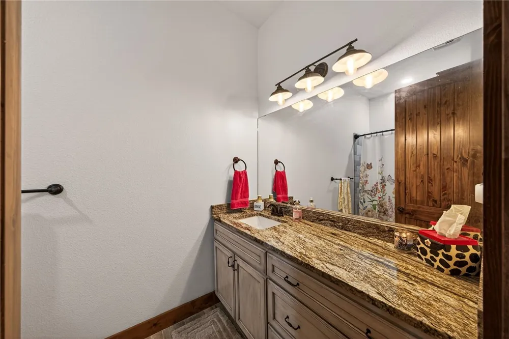 561 Carmel Drive Sandia, TX 78383