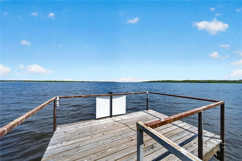 561 Carmel Drive Sandia, TX 78383