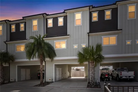 1701 S Station Street #402