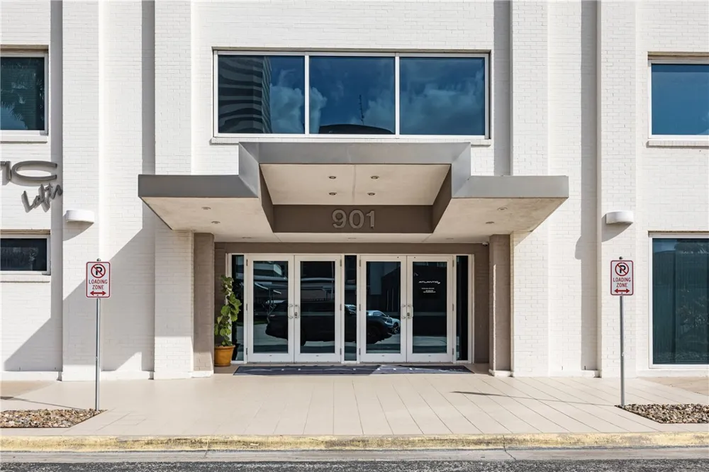 901 Upper Broadway Street #201 Corpus Christi, TX 78401
