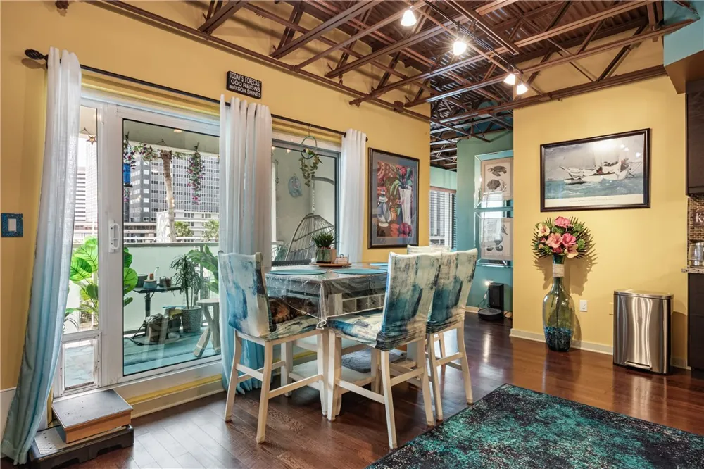 901 Upper Broadway Street #201 Corpus Christi, TX 78401