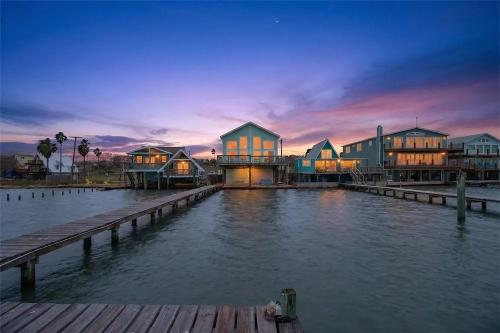 1012 Bayshore Ingleside on the Bay, TX 78362
