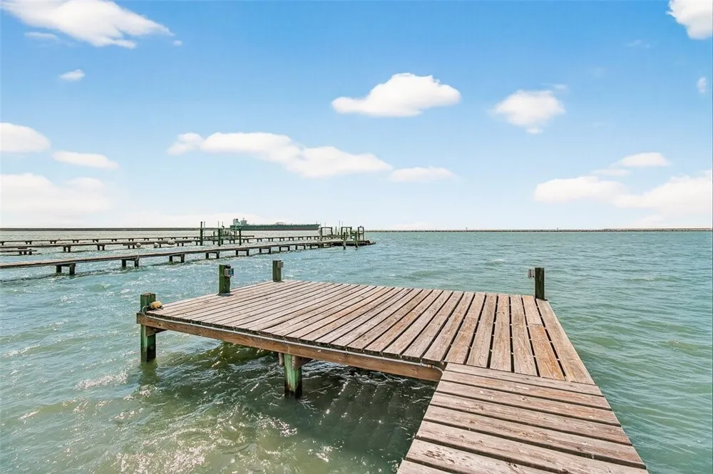 1012 Bayshore Ingleside on the Bay, TX 78362