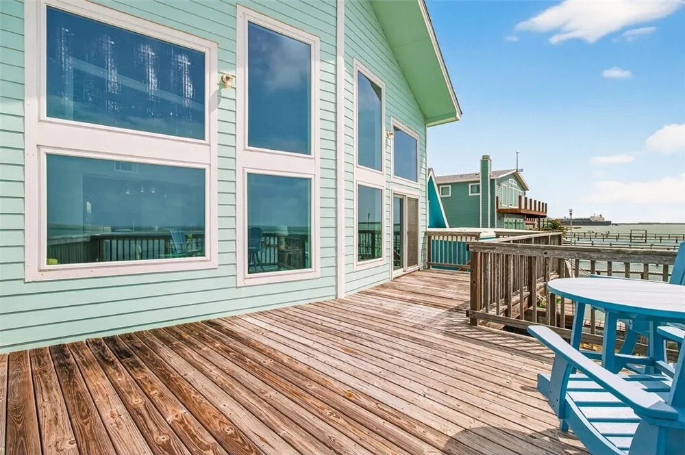 1012 Bayshore Ingleside on the Bay, TX 78362