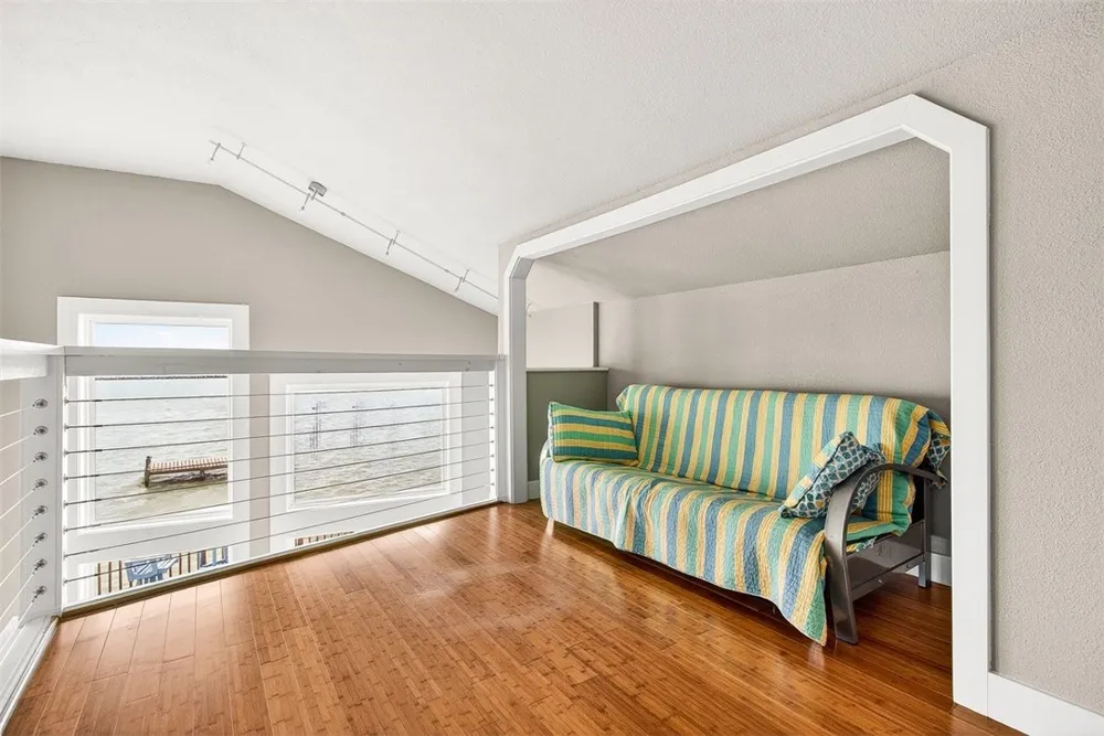 1012 Bayshore Ingleside on the Bay, TX 78362