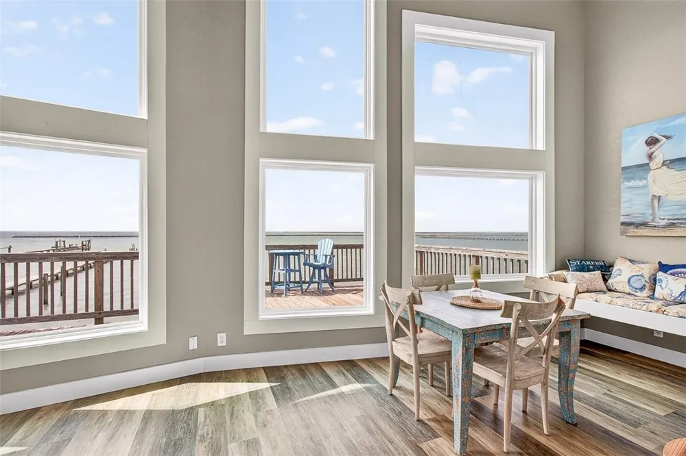 1012 Bayshore Ingleside on the Bay, TX 78362