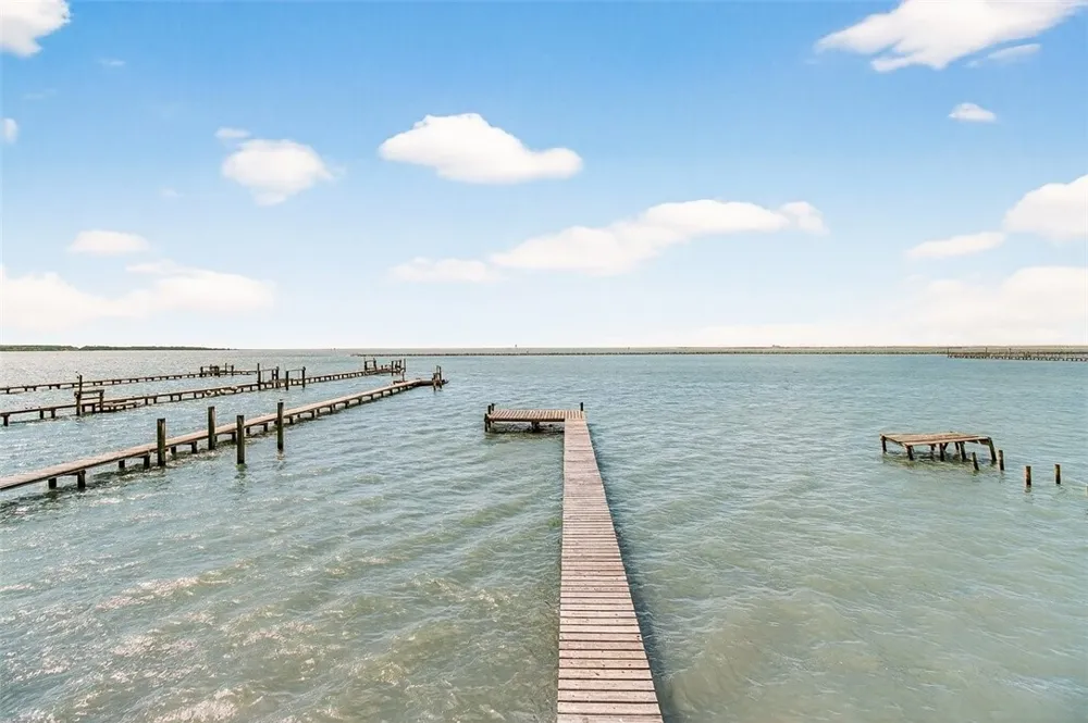 1012 Bayshore Ingleside on the Bay, TX 78362