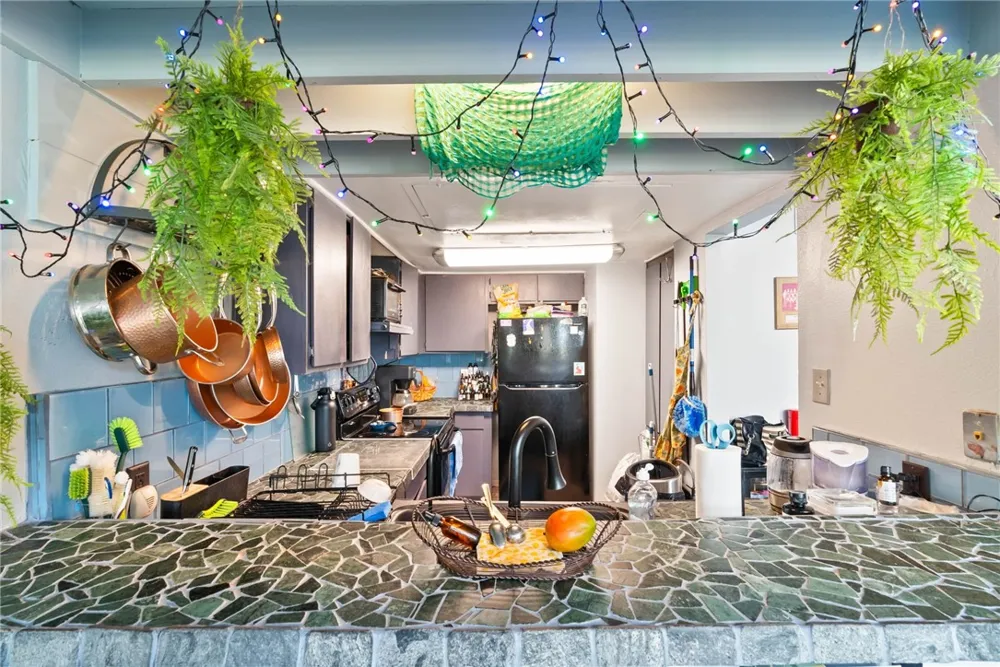 3402 Ocean Drive #5 Corpus Christi, TX 78411