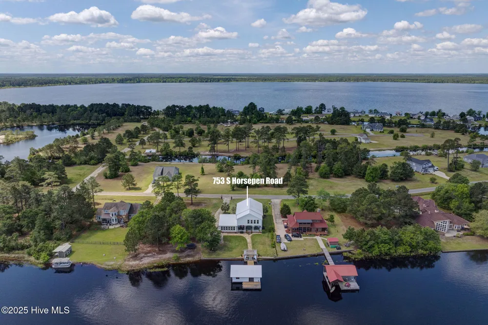 753 S Horsepen Drive Harrells, NC 28444