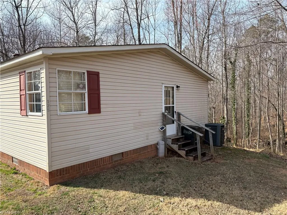 125 Maple Hollow Road Mount Airy, NC 27030