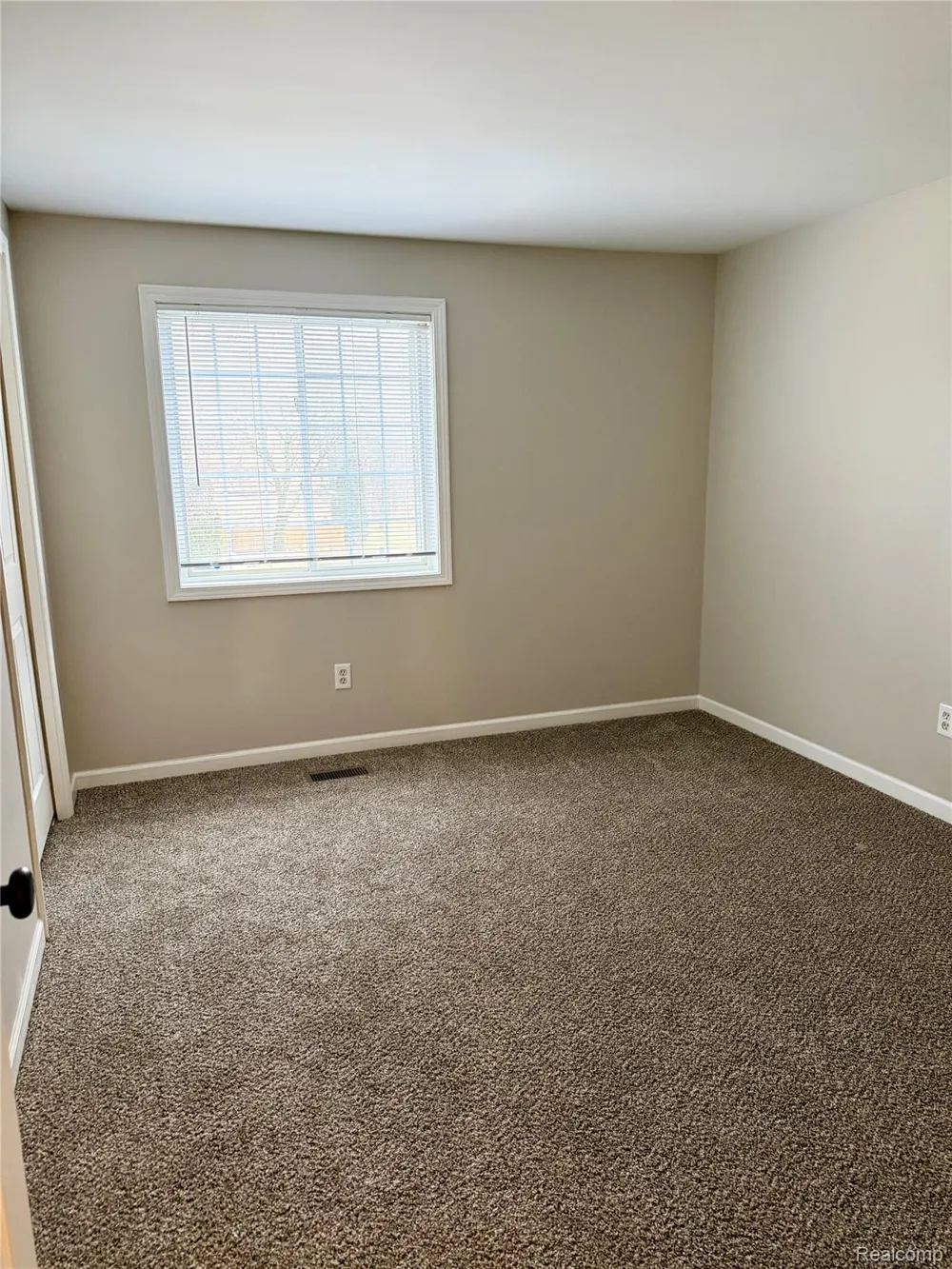 16006 Terrace Village Drive Taylor City, MI 48180
