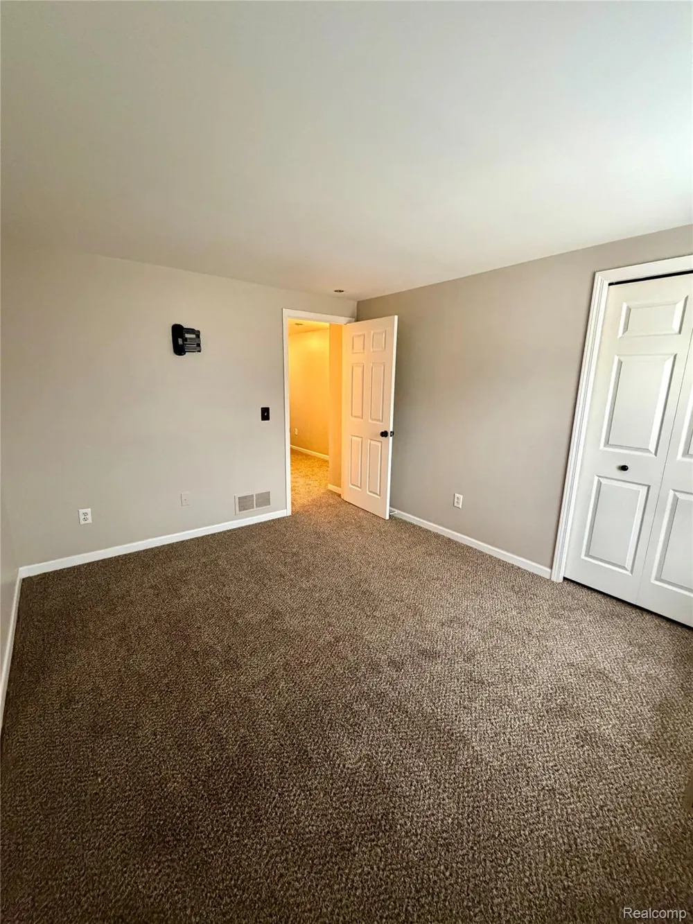 16006 Terrace Village Drive Taylor City, MI 48180