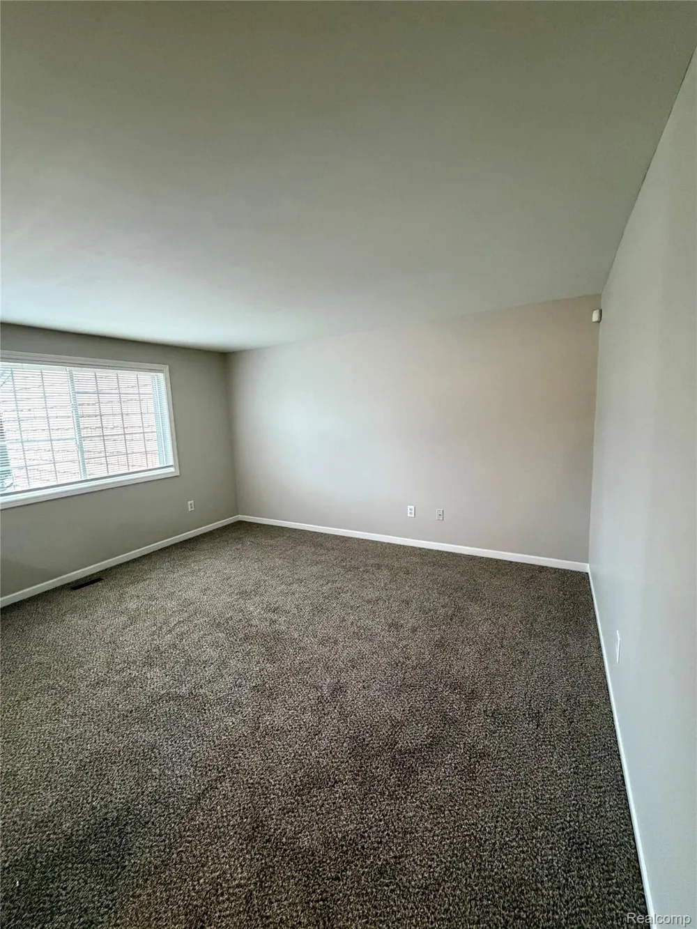 16006 Terrace Village Drive Taylor City, MI 48180